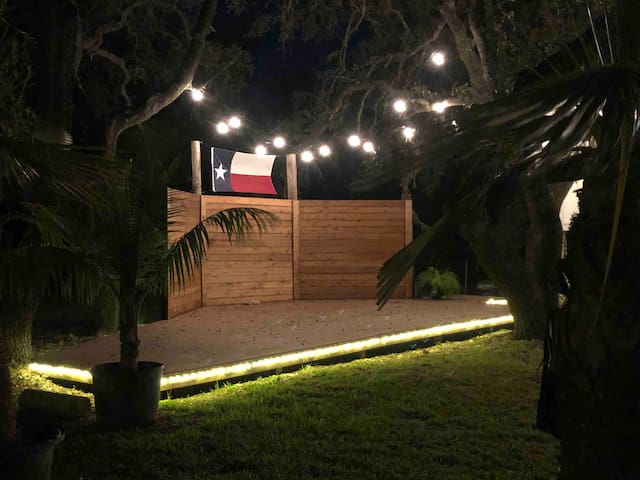 Airbnb Helotes Vacation Rentals Places To Stay Texas