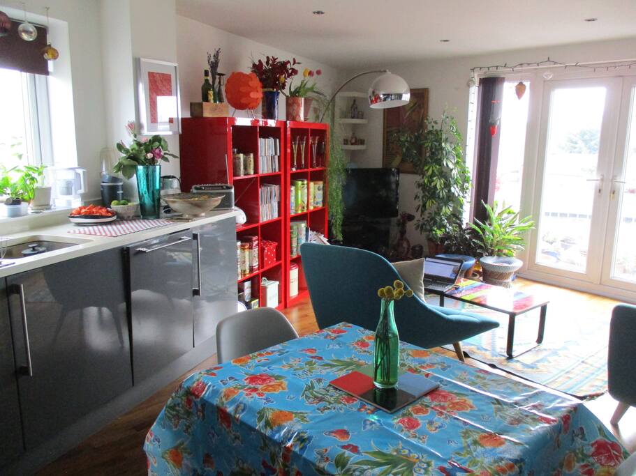 Here's the kitchen/sitting room