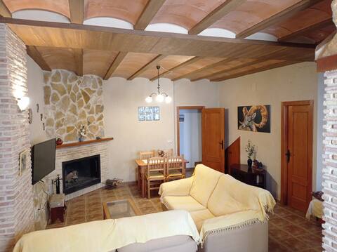Casa Camille.
Villares (Elche de la Sierra)