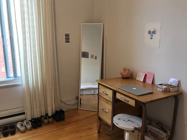 Lovely Room in the Heart of the Plateau