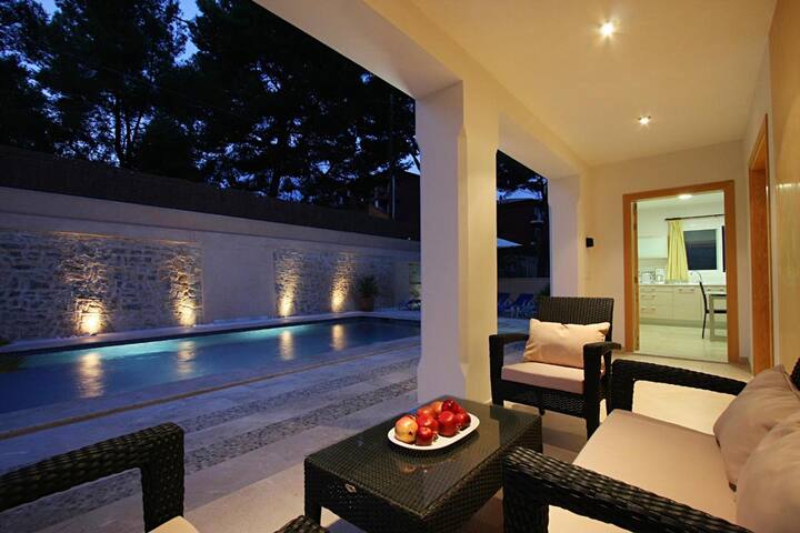 Can Medina gallery image 2