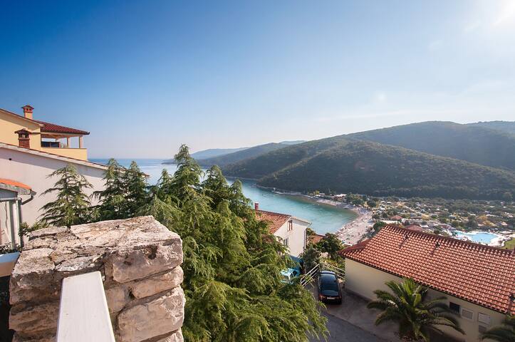 Florea managed Airbnb listing 3