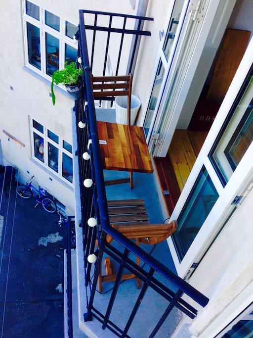 Balcony, Morning-Sun