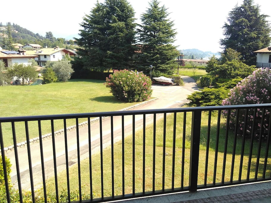 Vista dal balcone a nord