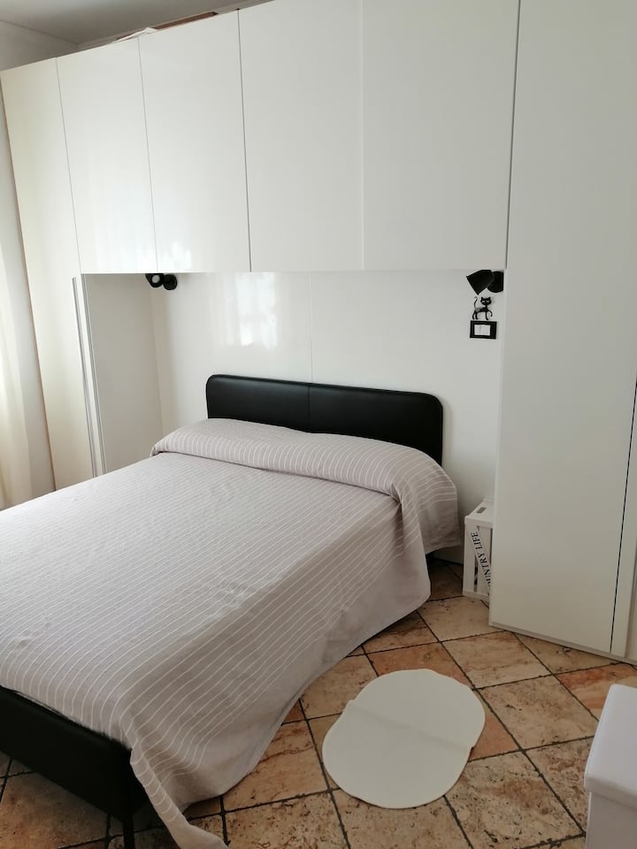 Room in Forte dei Marmi 1 km from the sea Houses for Rent in Forte