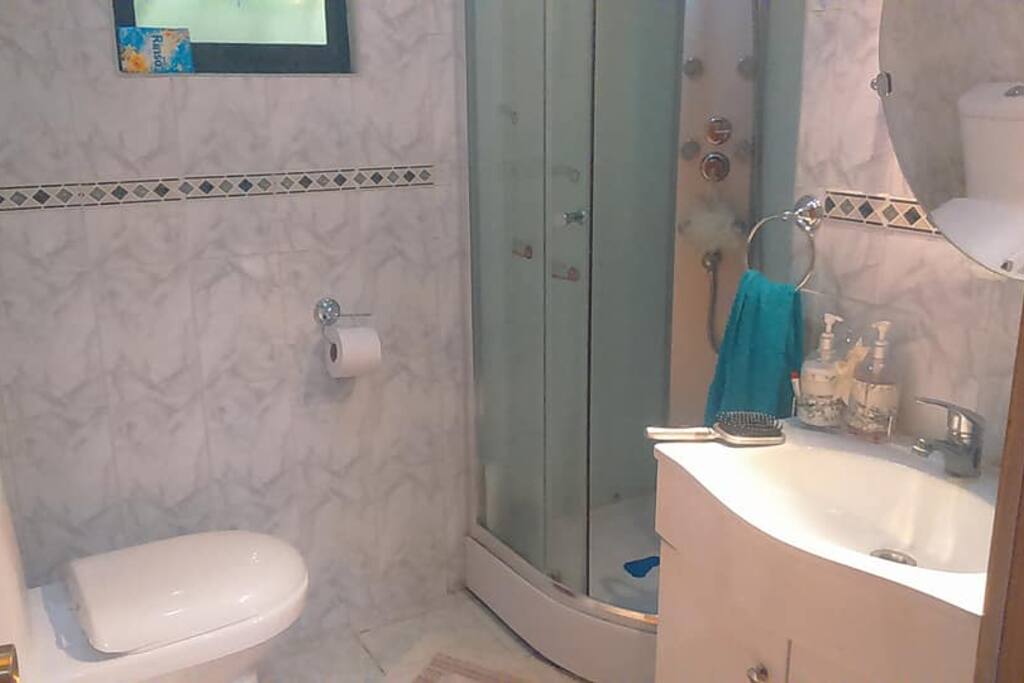 Ducha con Hidromasaje