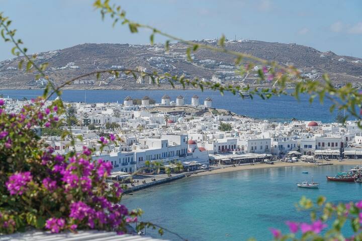 Villa Dream Views, steps away from Mykonos Town gallery image 2