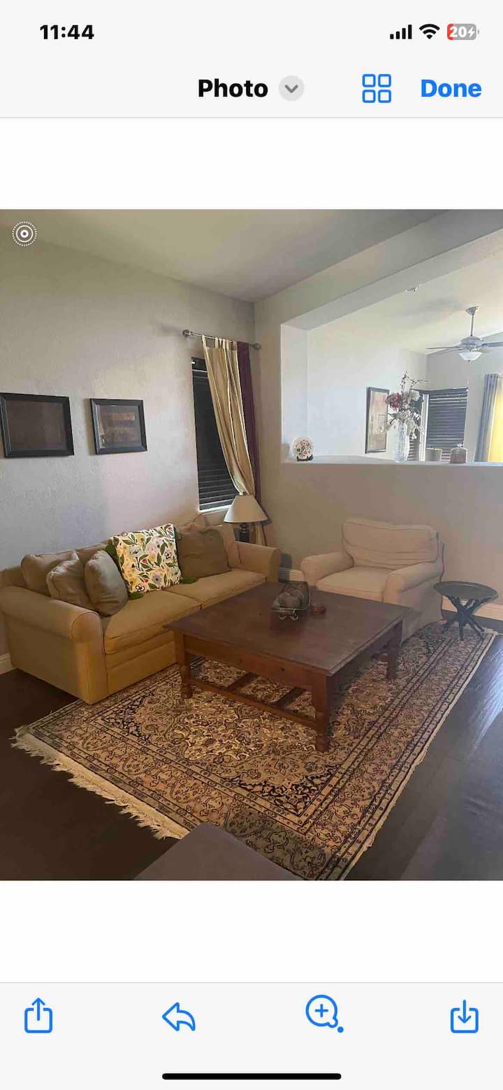 Casa La Farooha - Rancho Cordova, CA