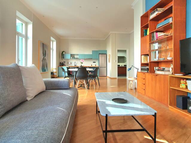 Neoclassical House in the Heart of Athens gallery image 2