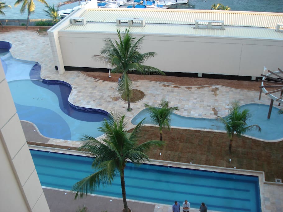 Vista superior das piscinas