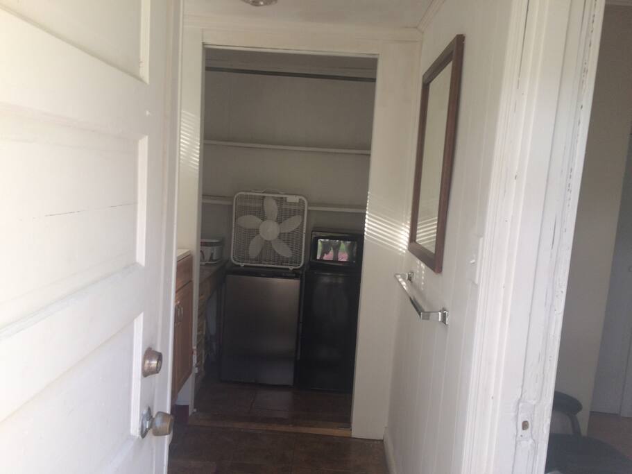 Small refrigerator and oven