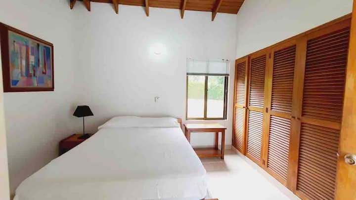 غرفة النوم 2