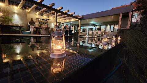 La Galerie, 4 ensuite exclusive guesthouse.