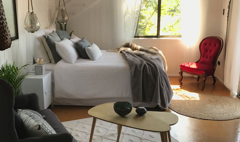 Burleigh Wanderlust ★★★★★ Walk to Everything