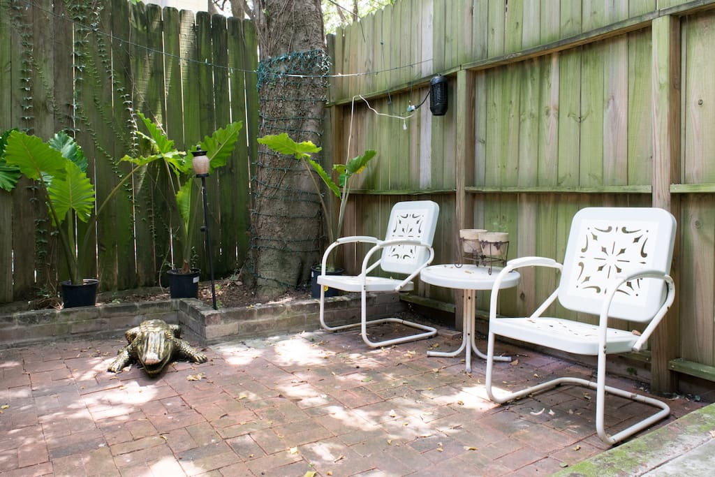 Private courtyard for your own personal entertainment and pets
