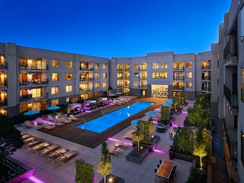 Lap Pool | Zen Garden | Modern Luxury | AVE Living