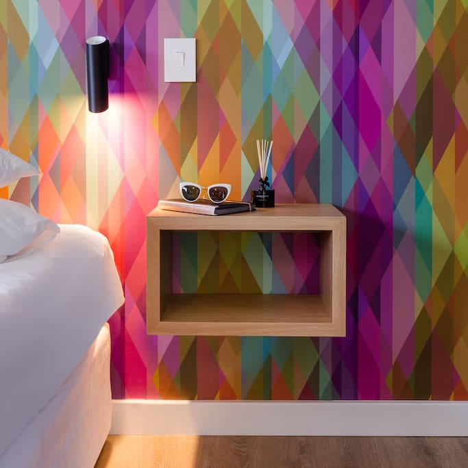 12 Apostles Deluxe Room - Bedroom