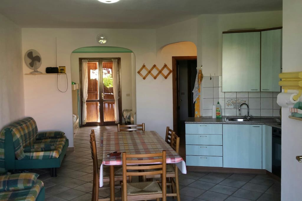 Vue par la cuisine