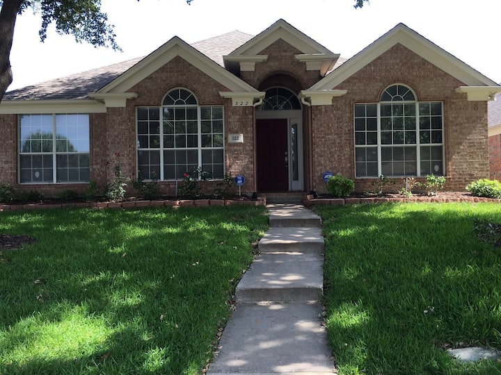 A great room with fully furnished house near DFW Houses for Rent in Irving, Texas, United