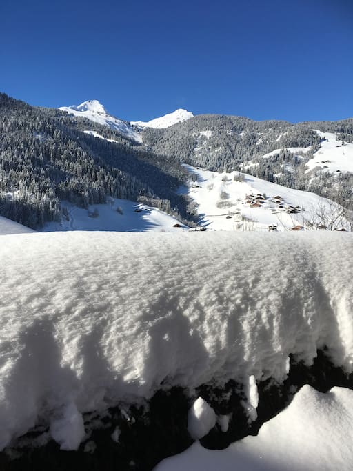 Vue de la terrasse du chalet