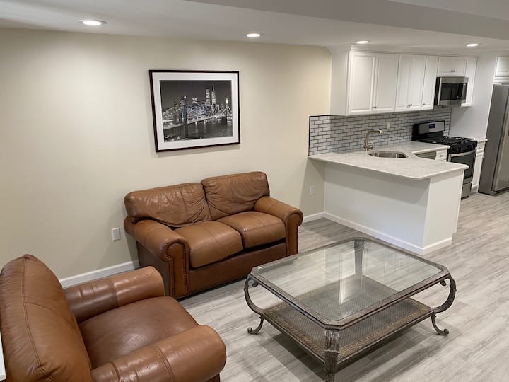 Gorgeous, Renovated Garden Apt With Parking - Brooklyn, NY
