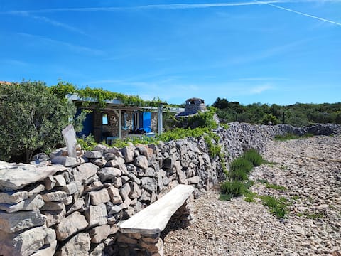 Fishing house "Modrave"
