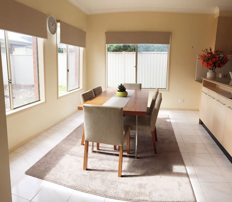 Shared dining room