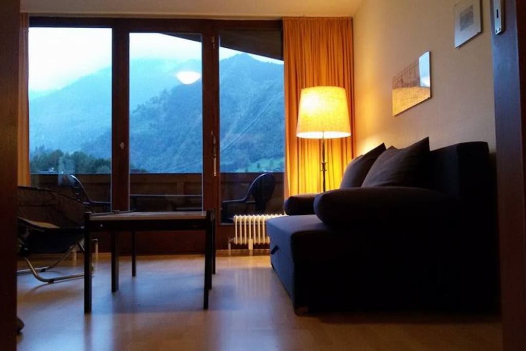 Wohnzimmer mit Blick auf das Kitzsteinhorn