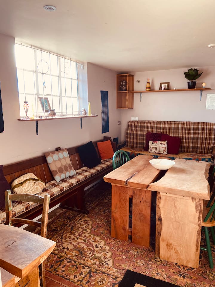 მისაღები სივრცე