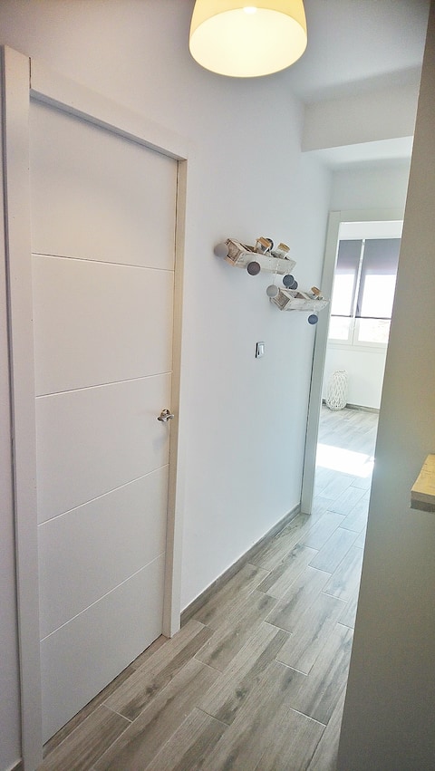 Top Airbnb: Downtown apartment (entire), very bright. en Málaga