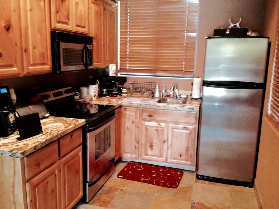 Full kitchen