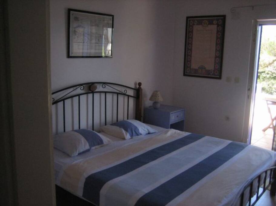 Bedroom with view - apartment 2