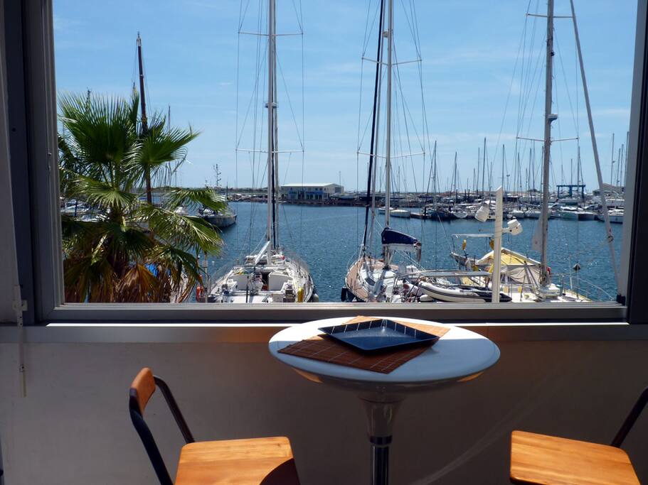 De la loggia vue sur le port piéton