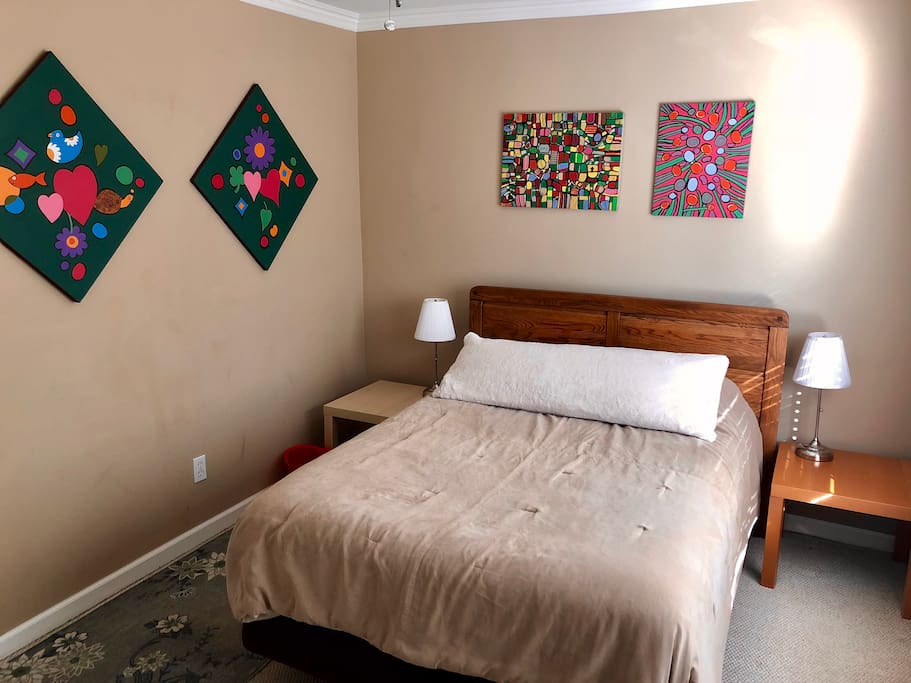 Guest bedroom