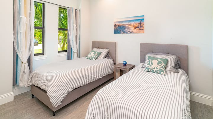 საძინებელი 4