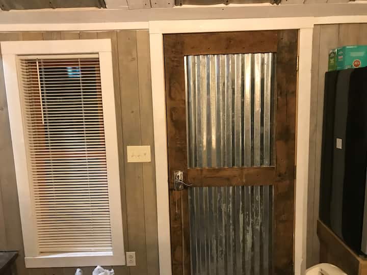 Cabin / Cottage In Franklin, The Rusty Nail - Franklin, NC