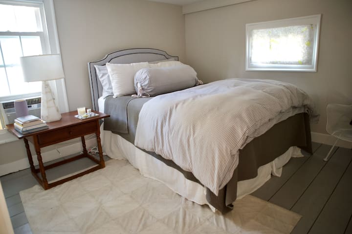 Chumba cha kulala 2 (Kitanda cha Malkia)