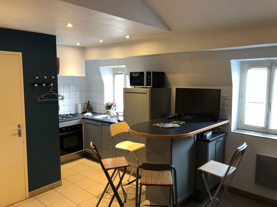 Open kitchen