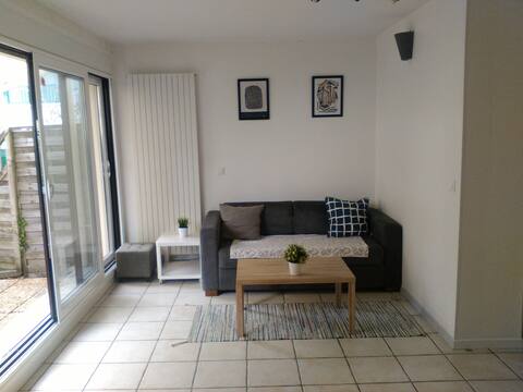 Charmant Studio à 10 min à pied Grande Plage