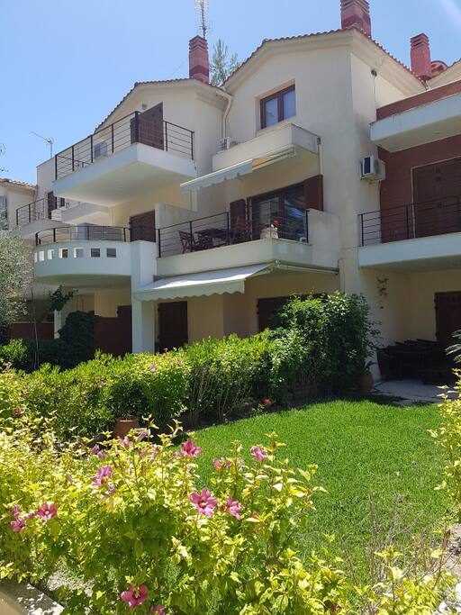 FRONT SIDE OF THE APARTMENT