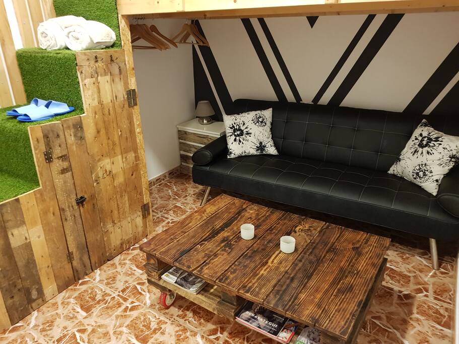 habitación (bedroom)