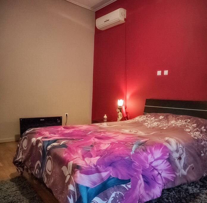 romantic bedroom........