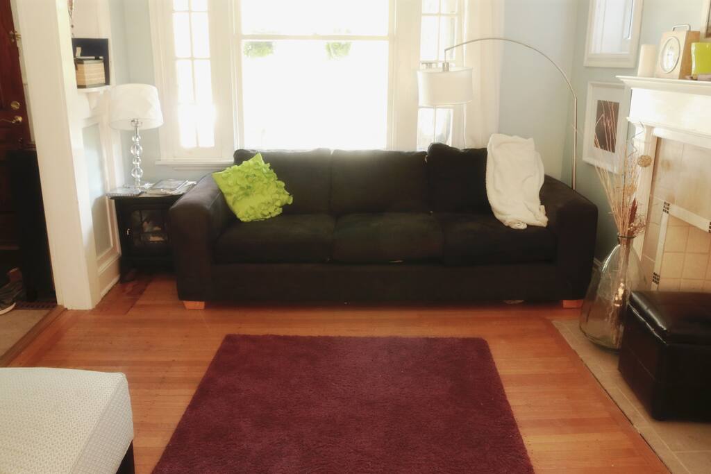 Living room first floor.