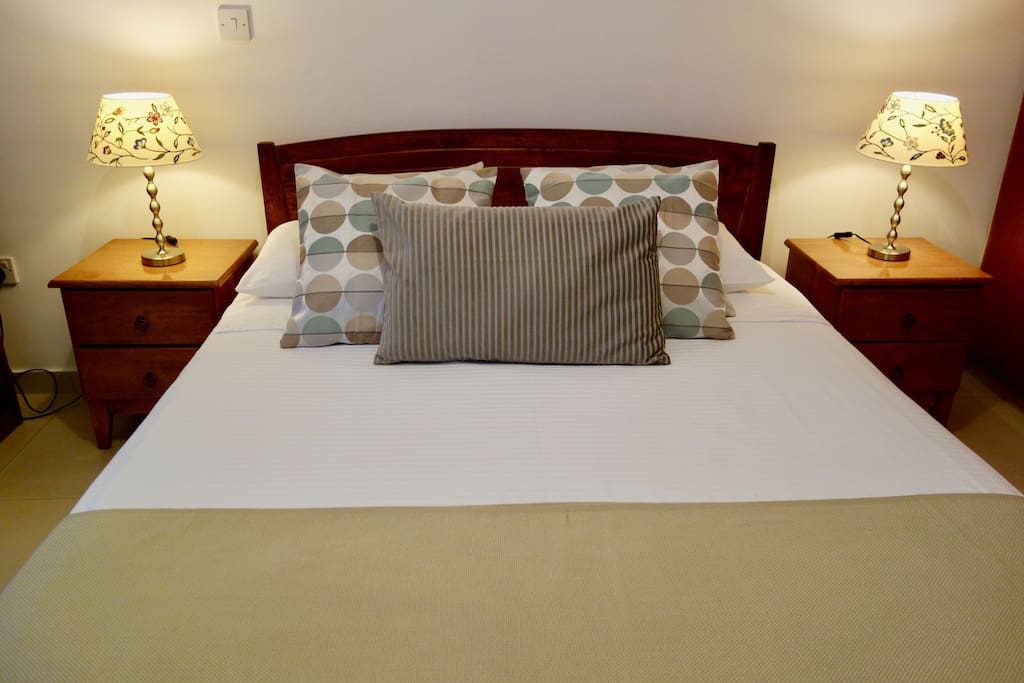 King size bed in the bedroom