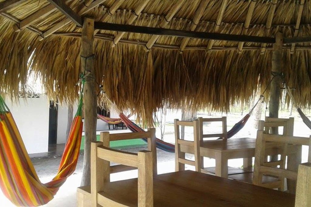 las hamacas invitan al descanso y relax absoluto
