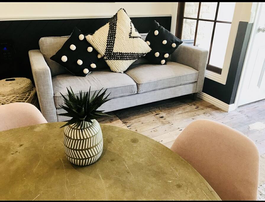 Lounge room detail