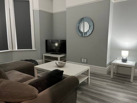 Fantastic 4 bedroom home in sunny Bournemouth