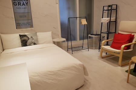 Get 10% Off, Modern | Sinsa Garosu-gil in Gangnam.