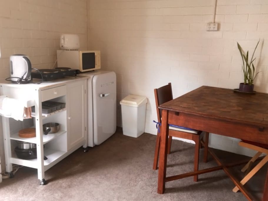 All you need for a comfortable stay, including a reverse Aircon, WIFI and kitchenette.