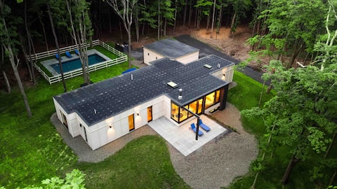 The Woods | Luxury, Pool, Hot Tub, Fire pit